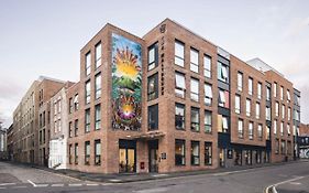 Canvas Bristol